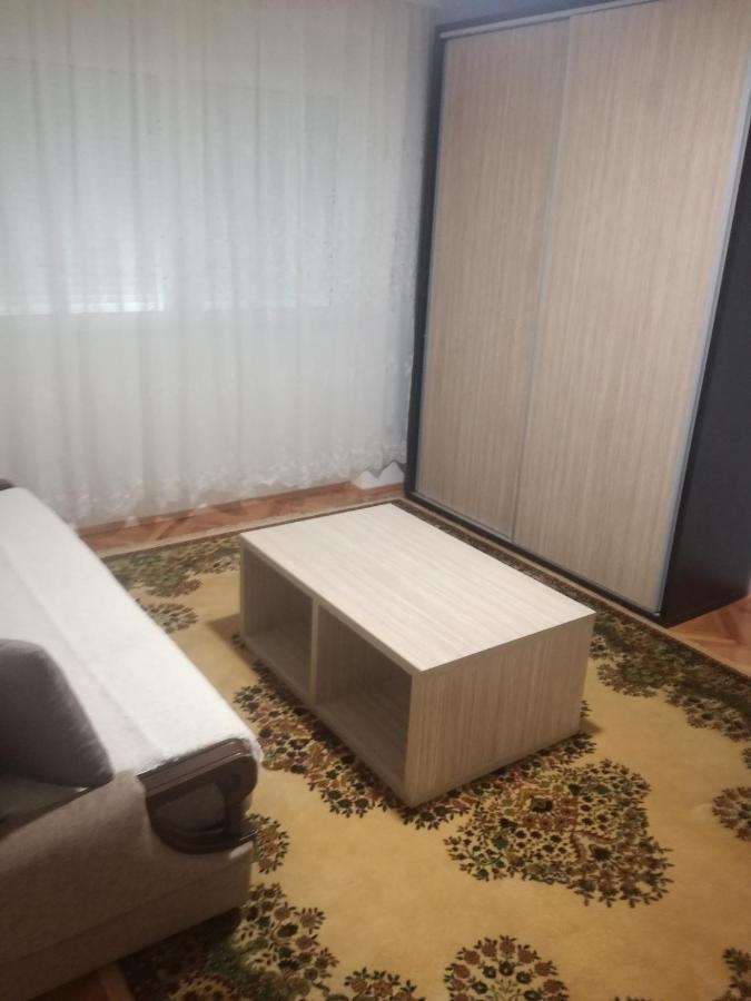 Stan Na Dan Pex Free Parking Vranje Exterior foto